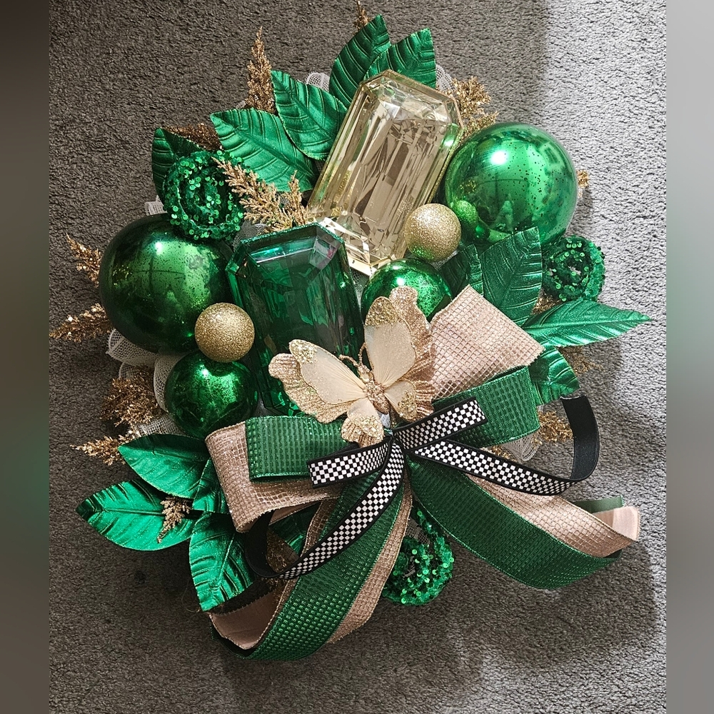 XL Elegant St Patricks Day Wreath, Green And Gold Spring Designer Wreath - Picture 6 of 7